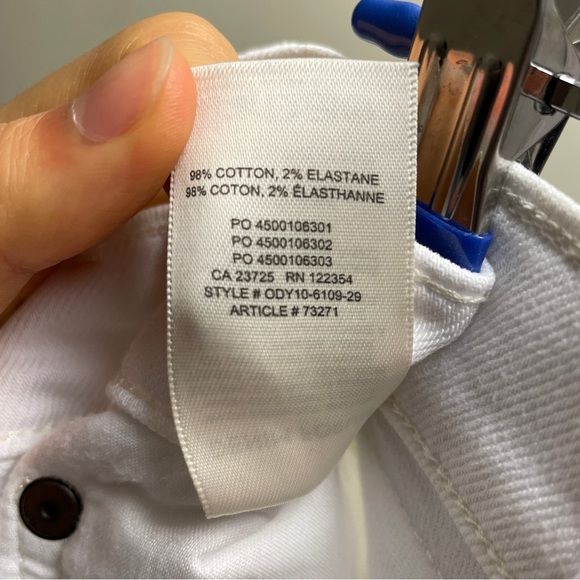 NWOT Aritzia Denim Forum Bailey jeans - Picture 9 of 13